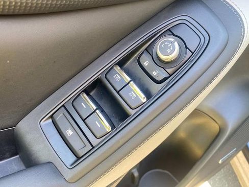 Used 2023 Subaru Forester Limited image 13