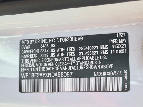Used 2022 Porsche Cayenne Turbo AWD/4WD image 33