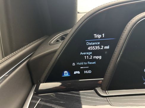 Used 2021 Cadillac Escalade Sport w/ LPO, Illumination Package image 22