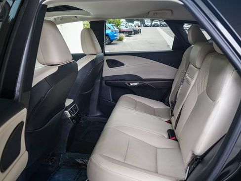Used 2024 Lexus RX 350 FWD w/ Technology Package image 18