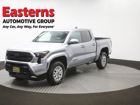 Used 2024 Toyota Tacoma SR5 AWD/4WD image 56