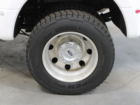 Used 2020 Ford F350 XL w/ STX Appearance Package AWD/4WD image 19