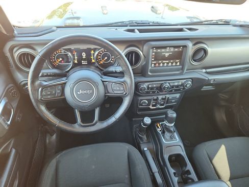 Used 2020 Jeep Gladiator Sport w/ Quick Order Package 24S image 9