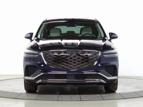 New 2026 Genesis GV70 2.5T Advanced image 2