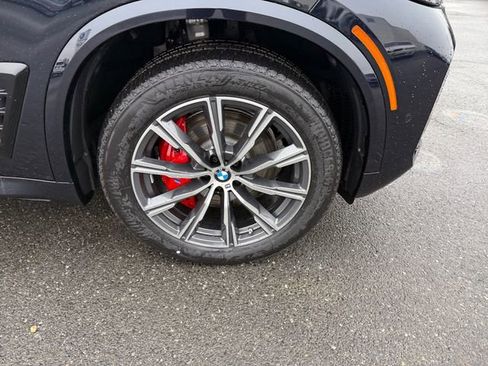 New 2026 BMW X5 xDrive40i w/ M Sport Package AWD/4WD image 16