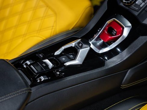 Used 2016 Lamborghini Huracan LP 610-4 image 56