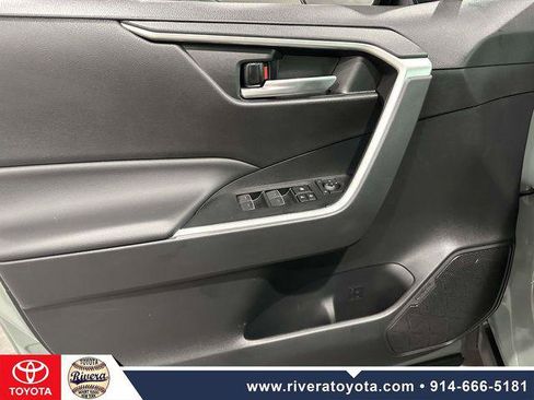 Certified 2023 Toyota RAV4 XLE w/ XLE Grade Weather Package AWD/4WD image 20