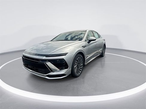 New 2025 Hyundai Sonata SEL image 4