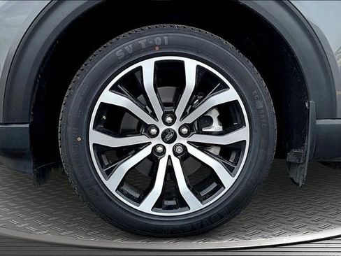 Used 2022 Ford Explorer ST AWD/4WD image 34