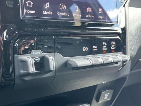 New 2025 RAM 2500 Tradesman image 15