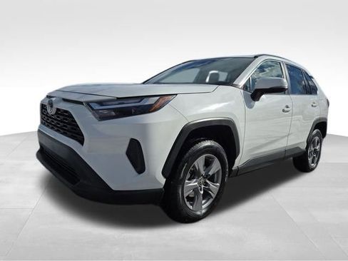 Used 2023 Toyota RAV4 XLE image 5