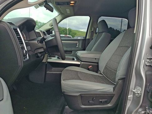 Used 2019 RAM 1500 Warlock AWD/4WD image 13