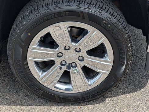 Used 2018 GMC Sierra 1500 SLT AWD/4WD image 15