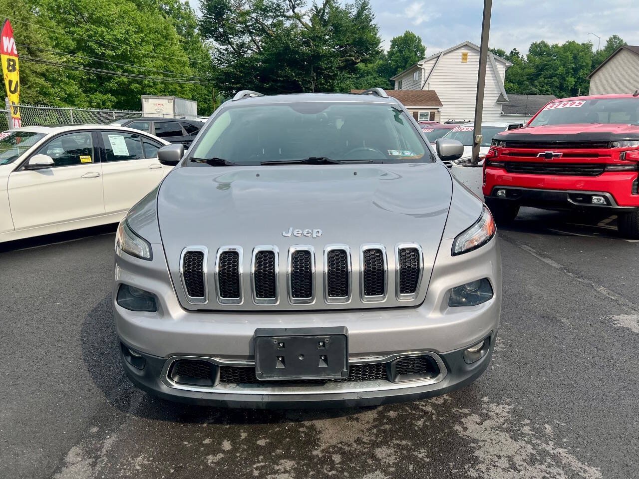 Used 2016 Jeep Cherokee Limited AWD/4WD image 8