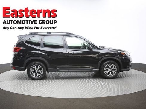 Used 2023 Subaru Forester Premium AWD/4WD image 49