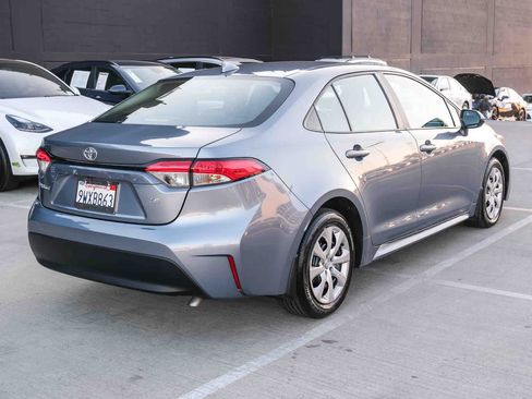 Certified 2025 Toyota Corolla LE FWD image 4