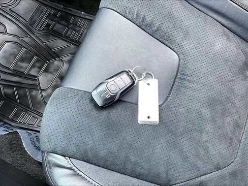 Used 2015 Ford Edge Sport w/ Equipment Group 401A AWD/4WD image 14