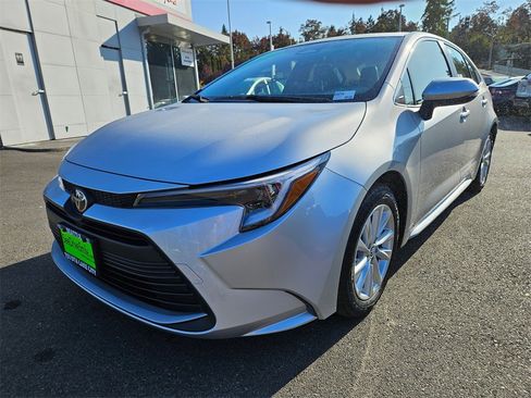 New 2026 Toyota Corolla XLE image 7