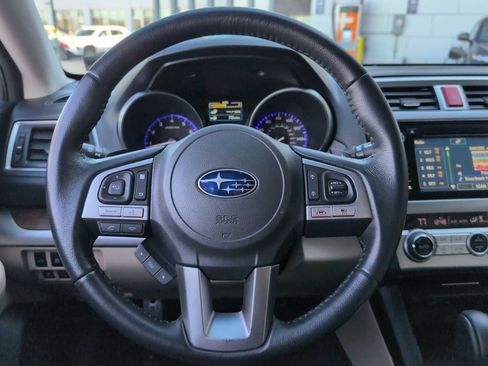Used 2017 Subaru Outback 3.6R Limited image 24