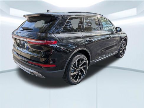 New 2026 Lincoln Corsair Reserve image 6