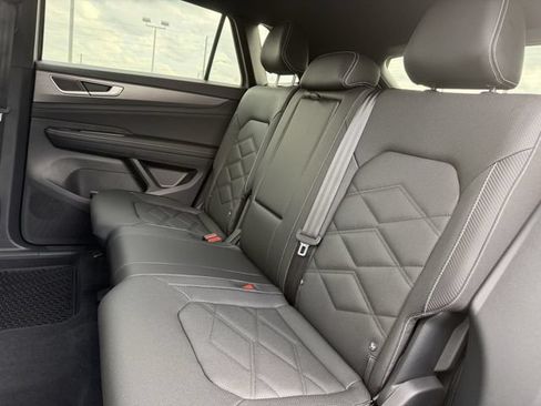 Used 2026 Volkswagen Atlas Cross Sport SE AWD/4WD image 22