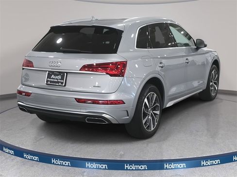 Used 2023 Audi Q5 2.0T Premium w/ Convenience Package image 6