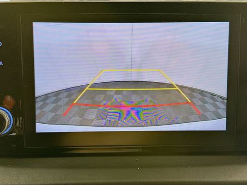 Used 2021 Hyundai Santa Fe SEL image 22