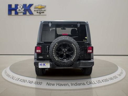 Used 2021 Jeep Wrangler Sport AWD/4WD image 5