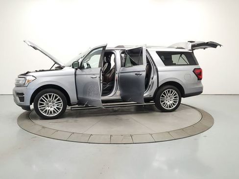 Used 2023 Ford Expedition Max Limited image 12