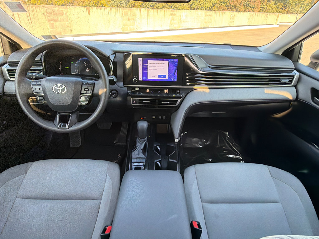Used 2025 Toyota Camry LE FWD image 14