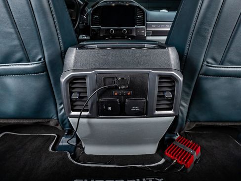 Used 2022 Ford F250 Limited image 34