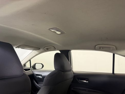 Used 2020 Toyota Corolla LE FWD image 19