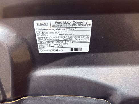 Used 2016 Ford Focus Titanium FWD image 33
