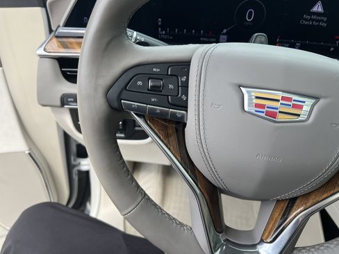 Used 2024 Cadillac Escalade Premium Luxury Platinum w/ LPO, Floor Liner Package AWD/4WD image 17