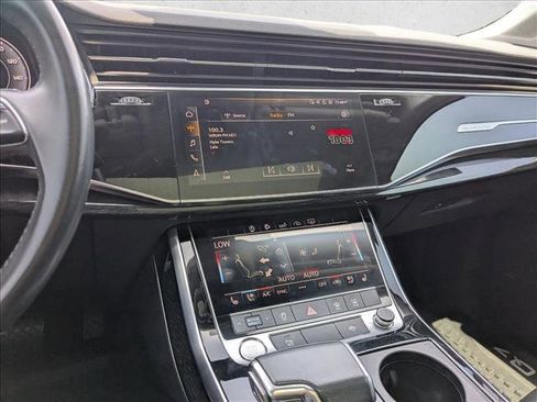 Used 2020 Audi Q7 3.0T Premium Plus w/ Premium Plus Package AWD/4WD image 14