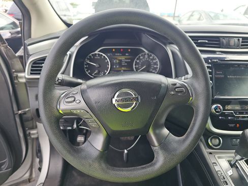 Used 2021 Nissan Murano S FWD image 10
