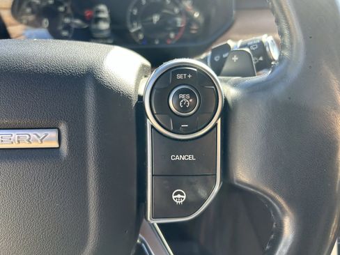 Used 2018 Land Rover Discovery HSE Luxury image 20