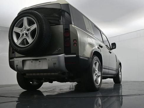 Used 2021 Land Rover Defender 110 SE AWD/4WD image 22