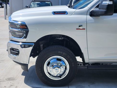 New 2026 RAM 3500 Tradesman AWD/4WD image 10