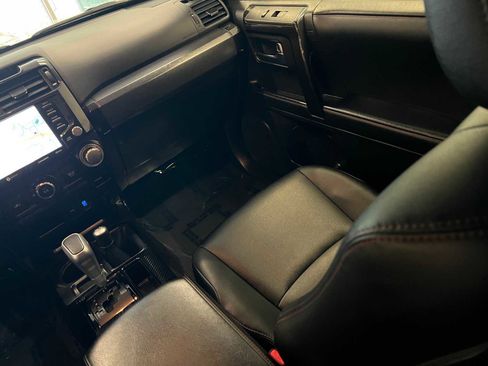 Certified 2023 Toyota 4Runner TRD Off-Road Premium image 11