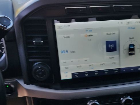 Used 2022 Ford F150 XLT w/ Equipment Group 302A High image 20