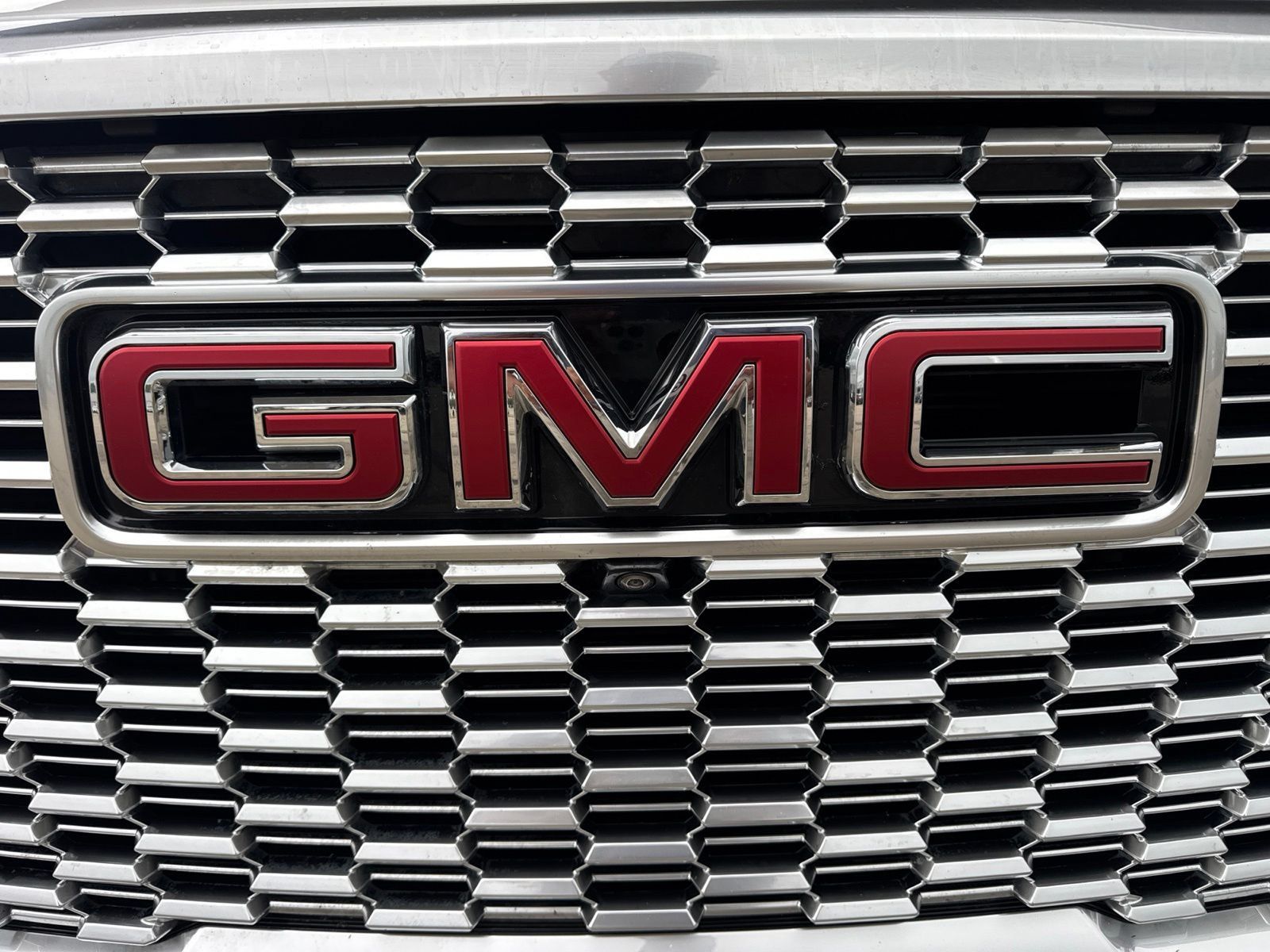 Used 2021 GMC Yukon XL Denali w/ Denali Premium Package AWD/4WD image 13