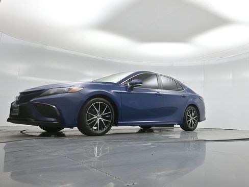 Used 2023 Toyota Camry SE w/ Cold Weather Package AWD/4WD image 43