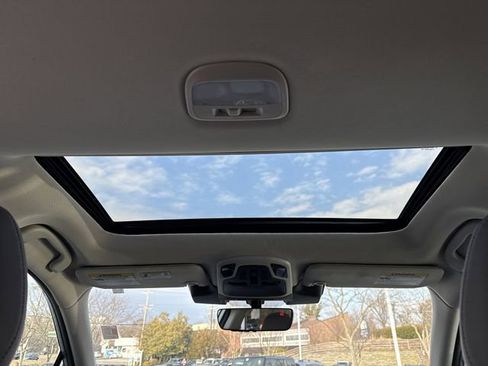 Certified 2025 Subaru Outback Premium w/ Popular Package #1A image 30