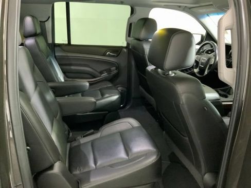 Used 2019 GMC Yukon XL SLT AWD/4WD image 33
