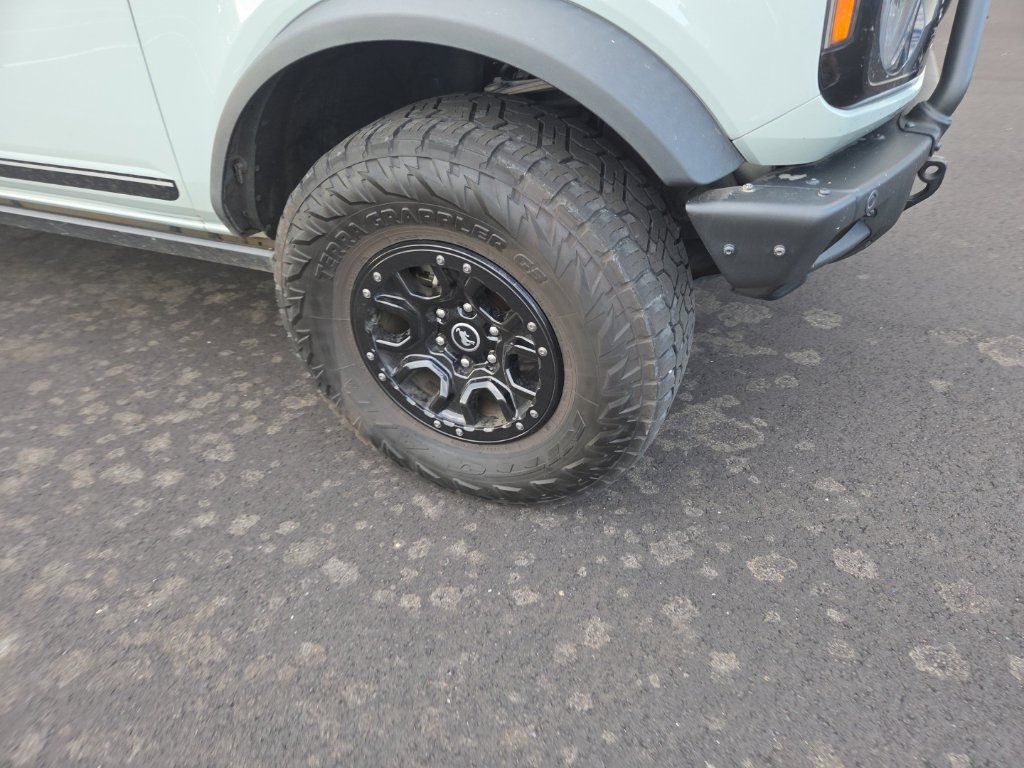 Used 2021 Ford Bronco First Edition AWD/4WD image 18