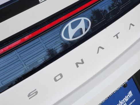 New 2026 Hyundai Sonata SEL image 8