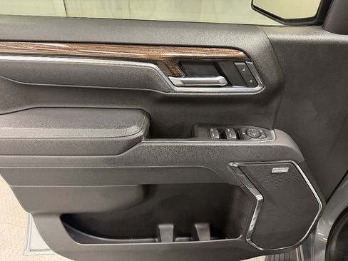 Certified 2025 Chevrolet Silverado 1500 LT Trail Boss w/ Convenience Package II AWD/4WD image 21