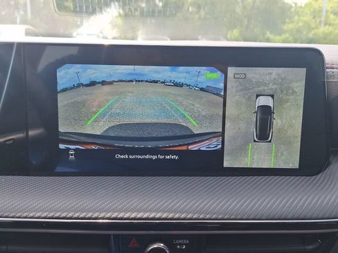 Certified 2025 Nissan Kicks SR FWD image 18
