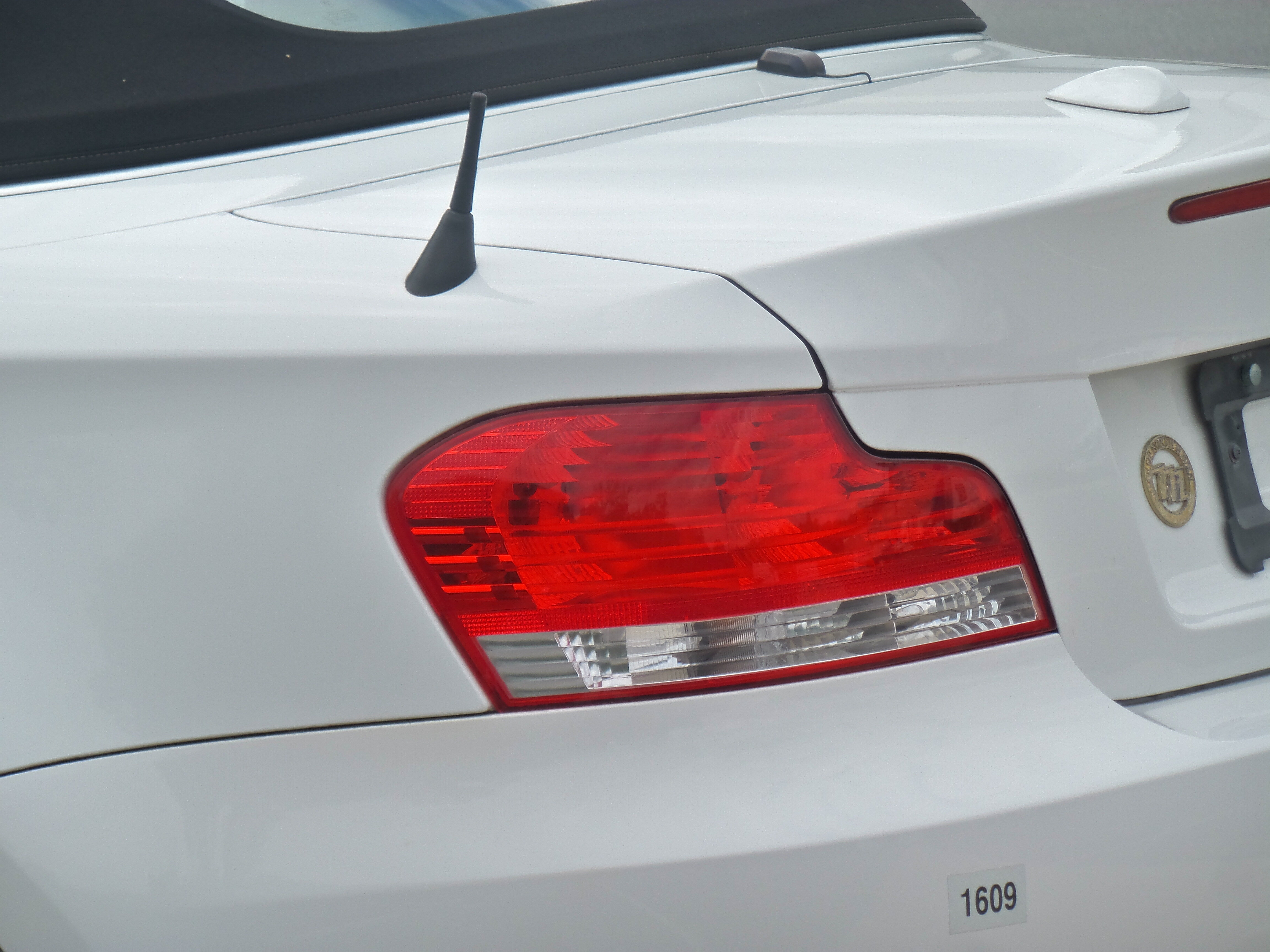 Used 2009 BMW 128i Convertible RWD image 50
